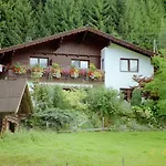 Apartment Gaestehaus Wieser Haus im Ennstal