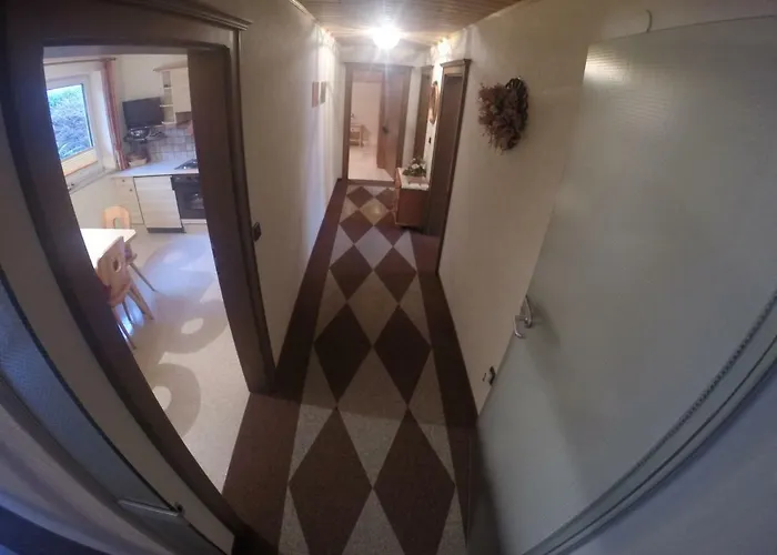 Gaestehaus Wieser 아파트 *